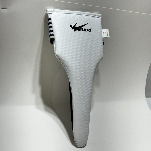 Mudo Female Groin Guard - One Size MMA/Taekwando/Karate Protective Gear - Picture 5 of 7
